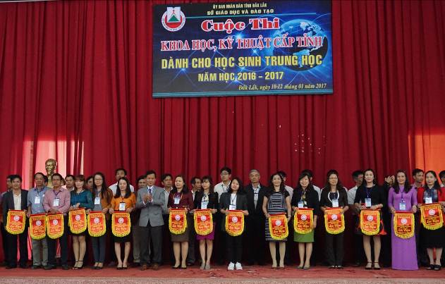 173 dự án tham gia Cuộc thi Khoa học kỹ thuật cấp tỉnh Đắk Lắk dành cho học sinh trung học năm học 2016-2017