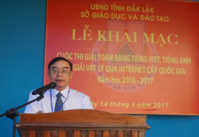 375 học sinh thi Giải Toán – Vật lý và Olympic Tiếng Anh trên internet cấp quốc gia năm học 2016-2017