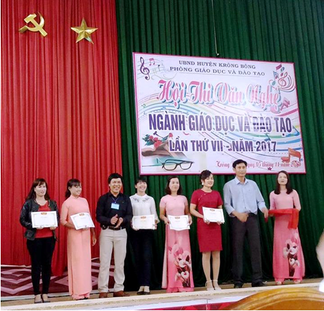 Phòng GD&ĐT Krông Bông tổ chức Hội thi văn nghệ chào mừng 35 năm ngày Nhà giáo Việt Nam