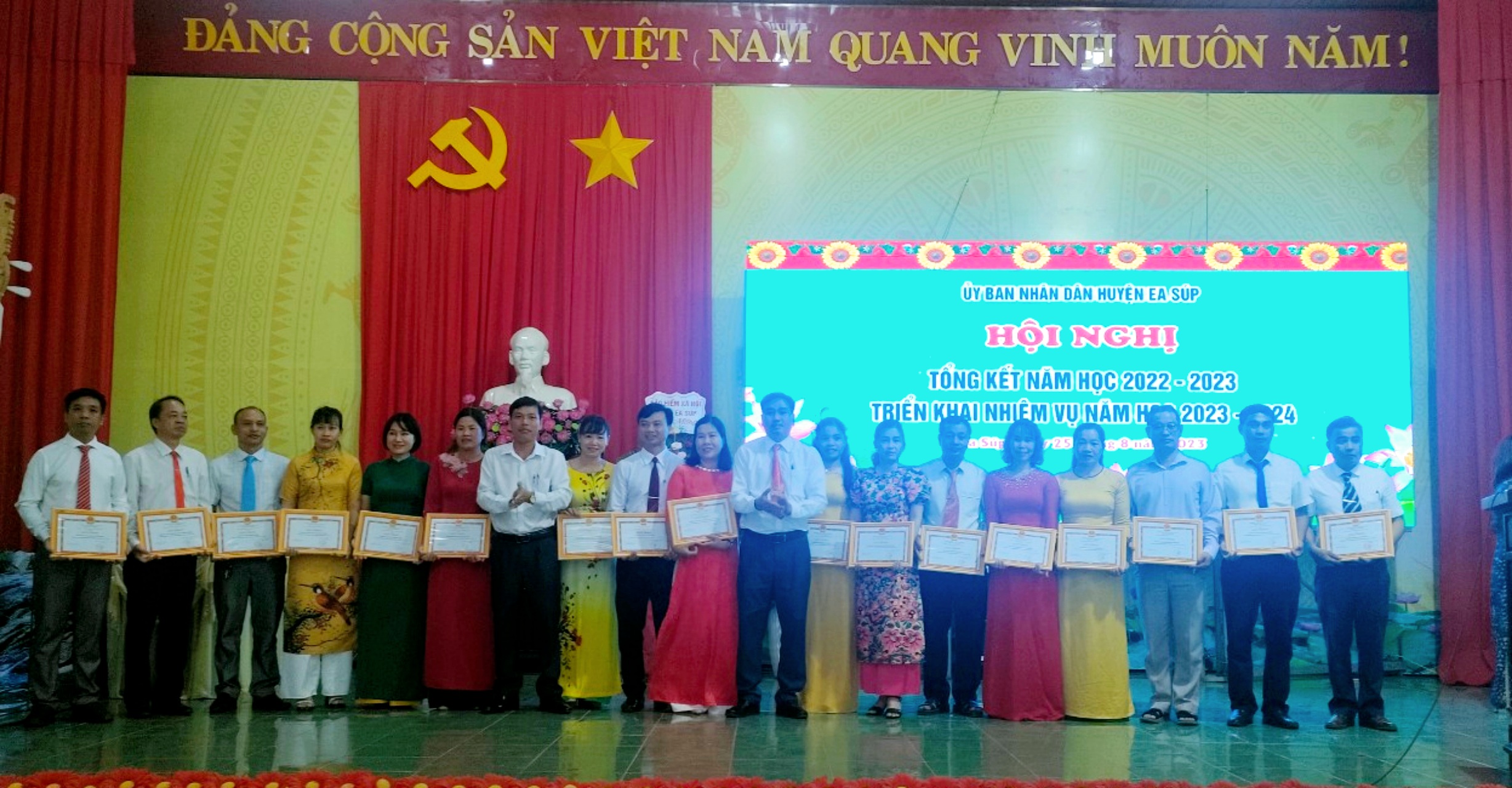 Ngành Giáo dục và Đào tạo huyện Ea Súp tổng kết năm học 2022-2023, triển khai nhiệm vụ năm học 2023 – 2024