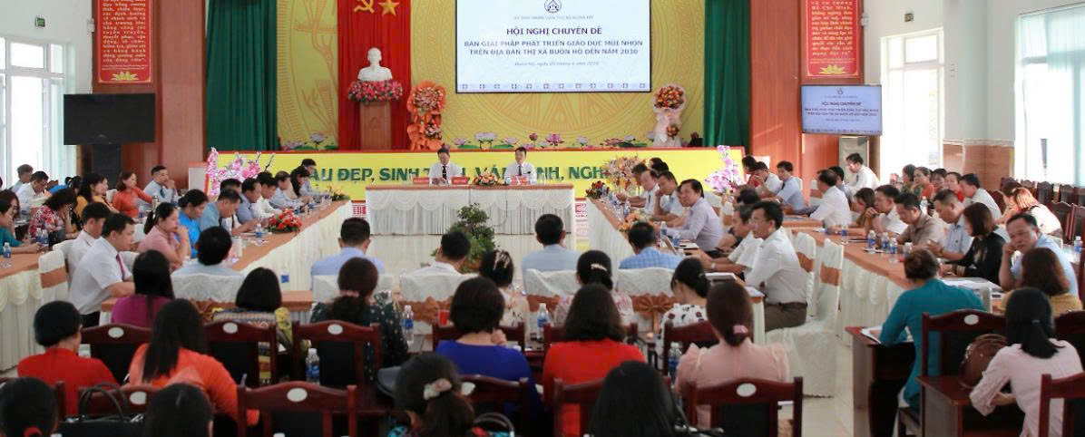 Bàn giải pháp phát triển giáo dục mũi nhọn trên địa bàn thị xã Buôn Hồ