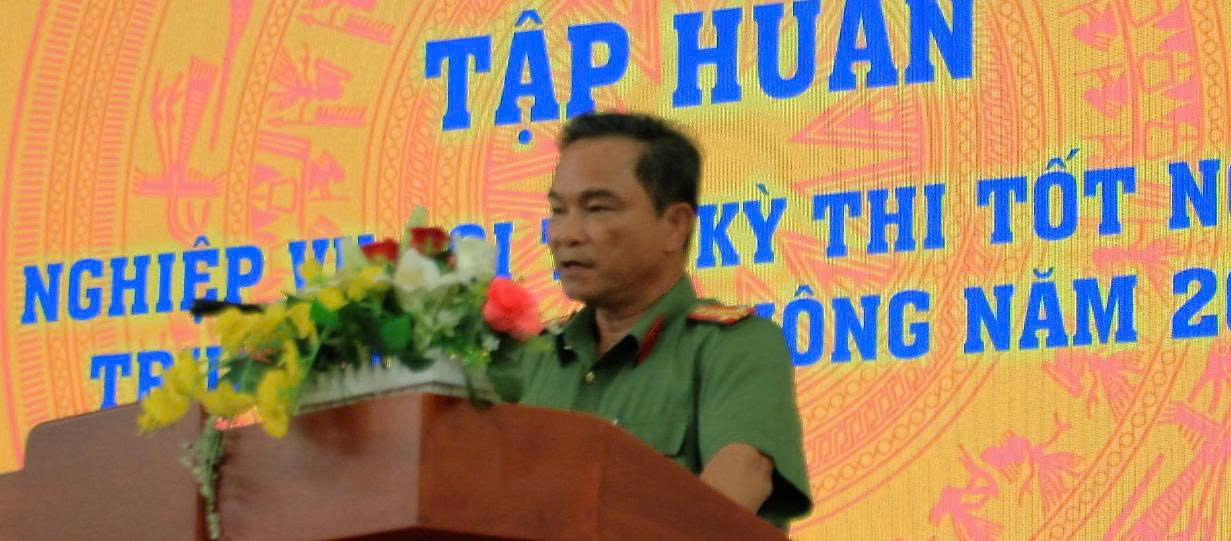Tập huấn nghiệp vụ coi thi tốt nghiệp THPT năm 2024