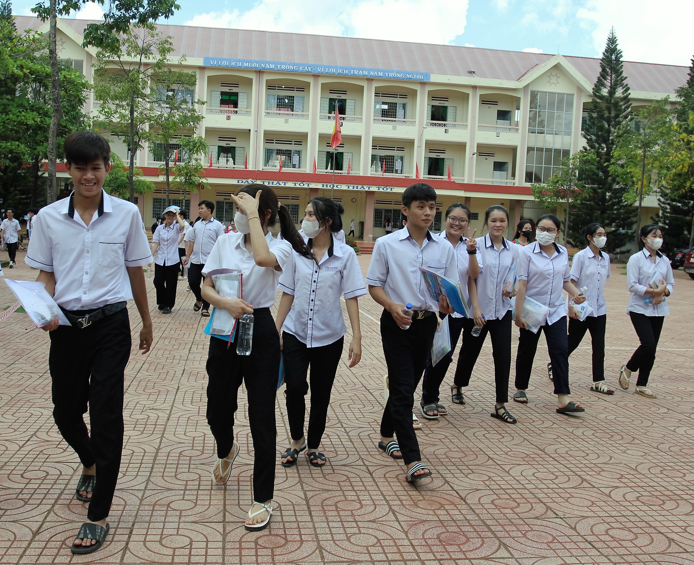 Đắk Lắk công bố kết quả kỳ thi tốt nghiệp THPT năm 2024