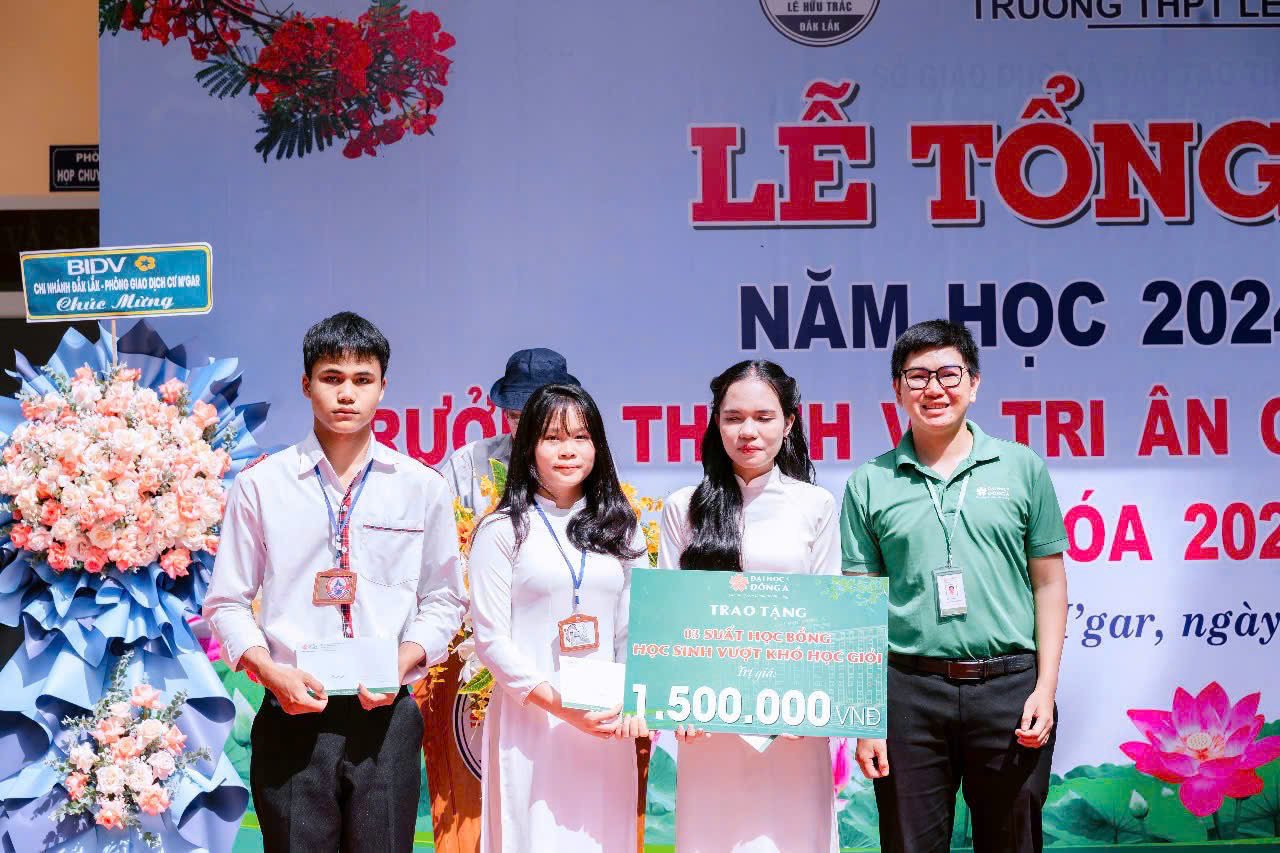 ƯỚC MƠ TRỞ THÀNH CÔ GIÁO CỦA NỮ SINH TRƯỜNG THPT LÊ HỮU TRÁC