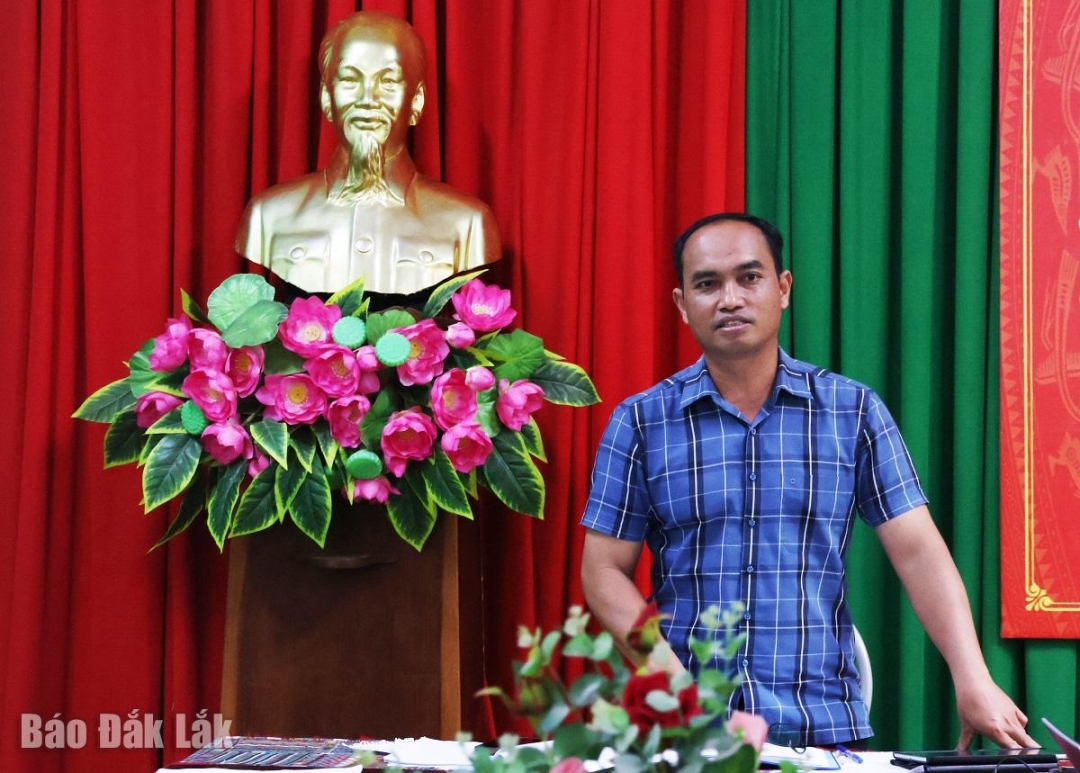 Đoàn công tác của Ban Dân tộc HĐND tỉnh khảo sát và làm việc tại Trường Phổ thông Dân tộc Nội trú N’Trang Lơng
