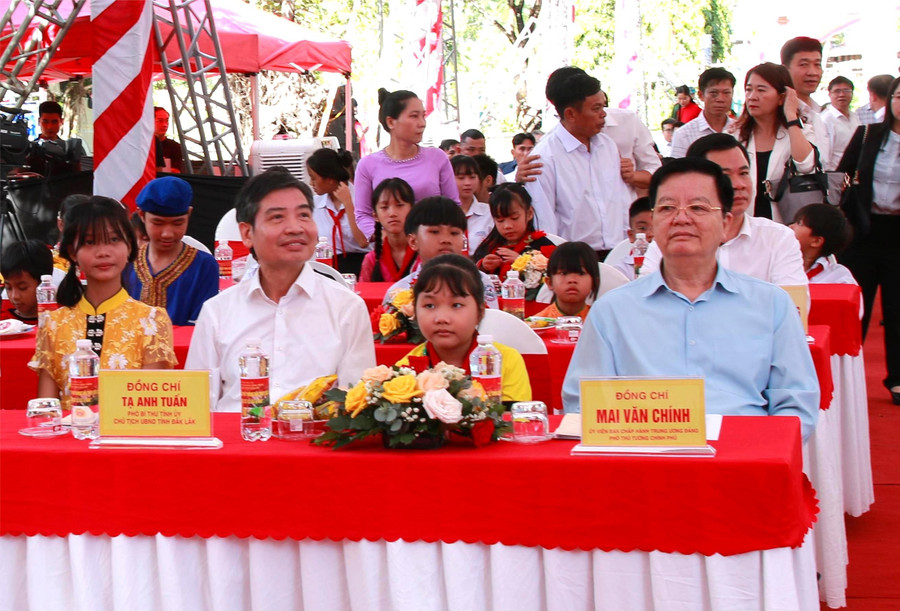 Khởi công trường phổ thông nội trú liên cấp tại Đắk Lắk Khởi công trường phổ thông nội trú liên cấp tại Đắk Lắk