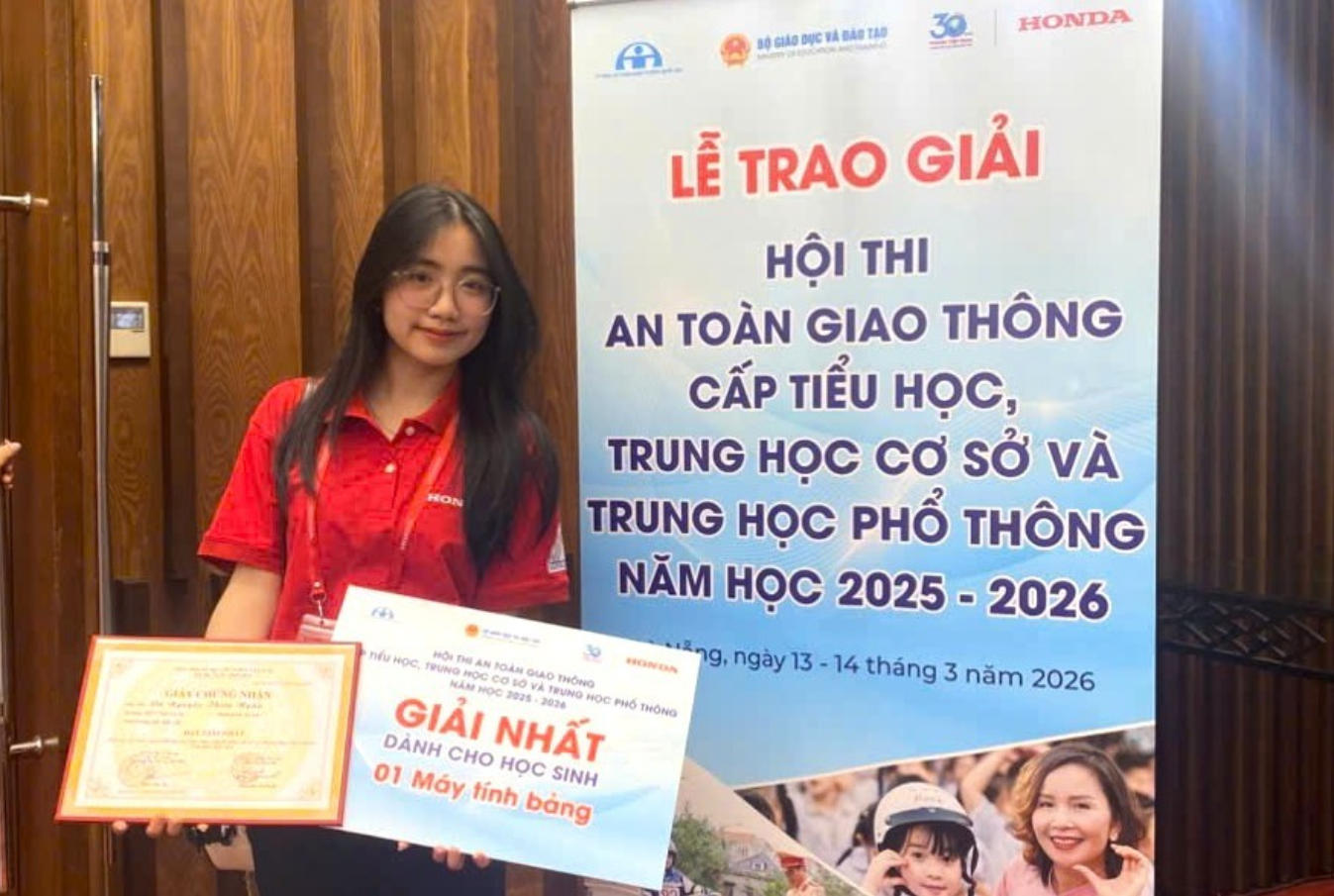 Học sinh Đắk Lắk xuất sắc đạt giải Nhất Hội thi “An toàn giao thông cho nụ cười ngày mai” cấp Quốc gia năm học 2025-2026